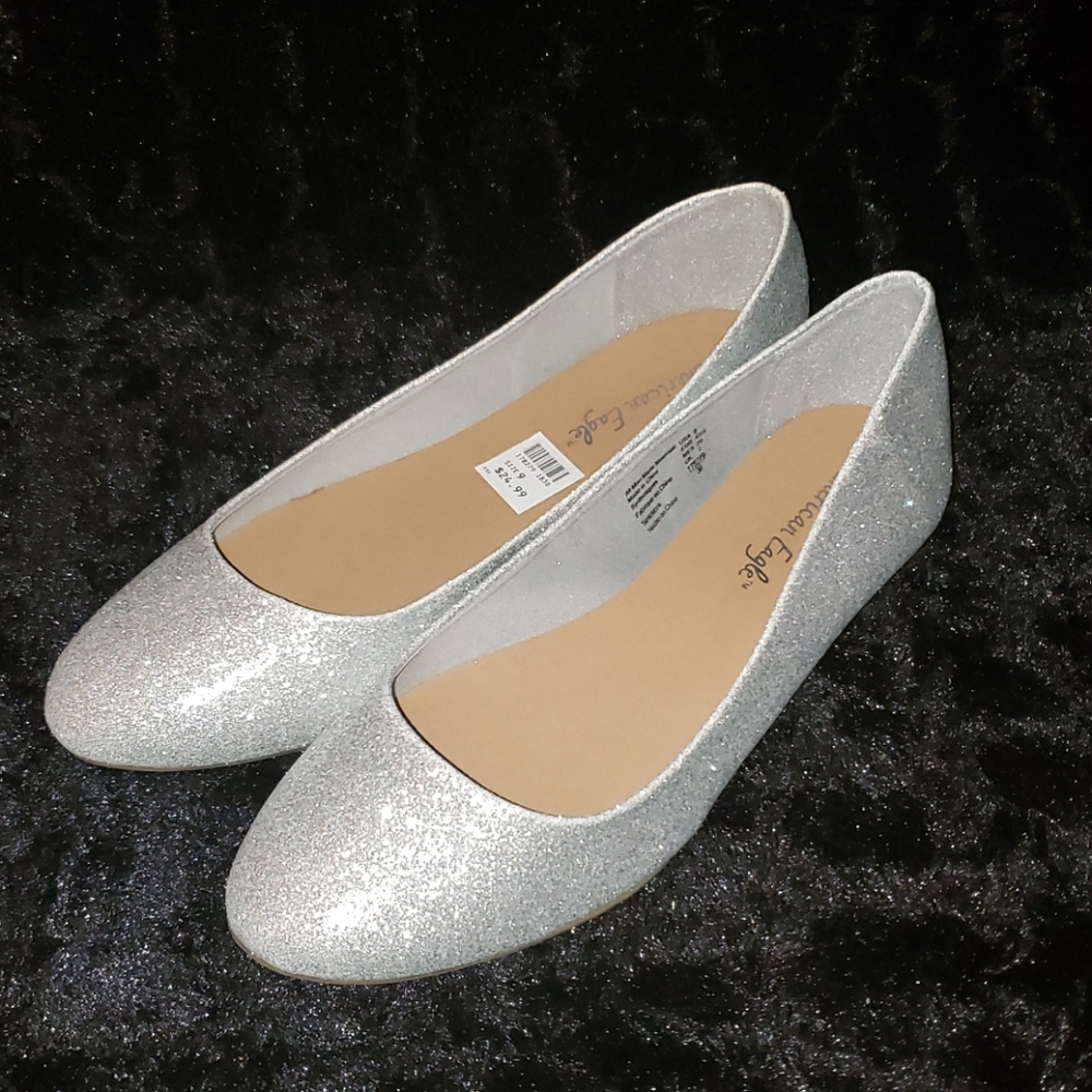 🍊🍉 NWT American Eagle Flats